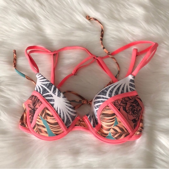 maaji bikini top - Picture 4 of 5